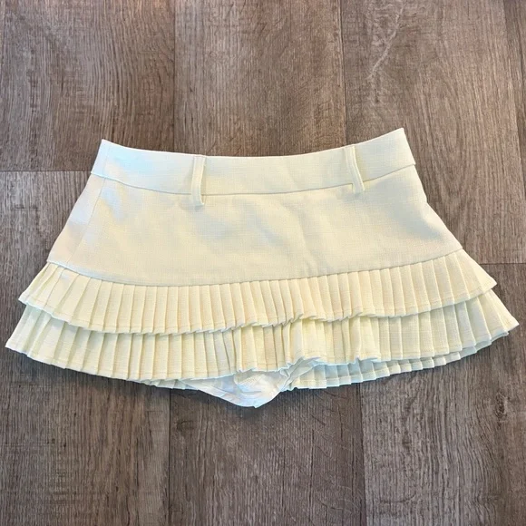 Lioness DOUBLE RUFFLE MINI SKORT | SOFT LEMON B35 MICRO MINI XS - Picture 3 of 10